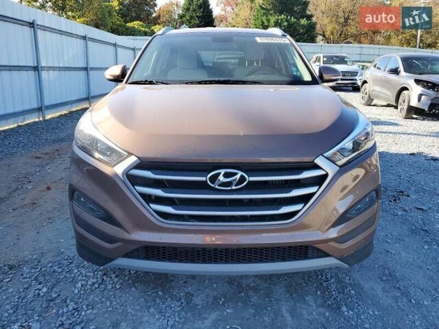 Коричневий Хендай Туксон, об'ємом двигуна 1.6 л та пробігом 65 тис. км за 3000 $, фото 4 на Automoto.ua