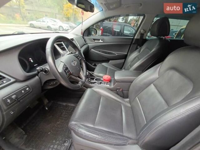 Хендай Туксон 2017 у Чернігові на Automoto.ua Коричневий Хендай Туксон, об'ємом двигуна 2 л та пробігом 104 тис. км за 21500 $, фото 9 на Automoto.ua