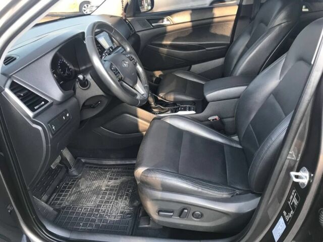 Коричневый Хендай Туксон, объемом двигателя 0 л и пробегом 88 тыс. км за 21900 $, фото 3 на Automoto.ua