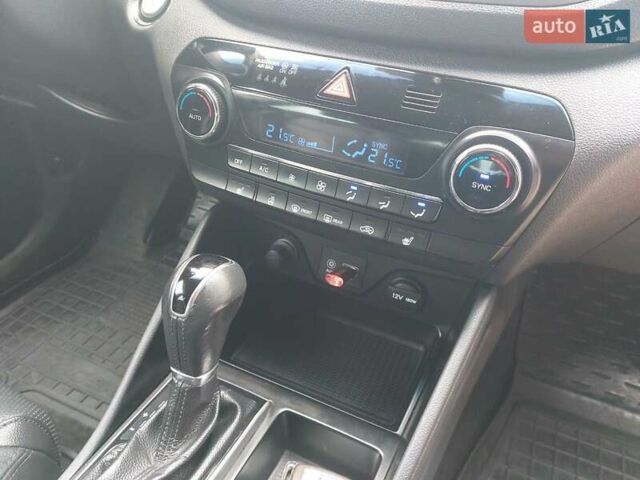 Коричневий Хендай Туксон, об'ємом двигуна 2 л та пробігом 87 тис. км за 19300 $, фото 21 на Automoto.ua