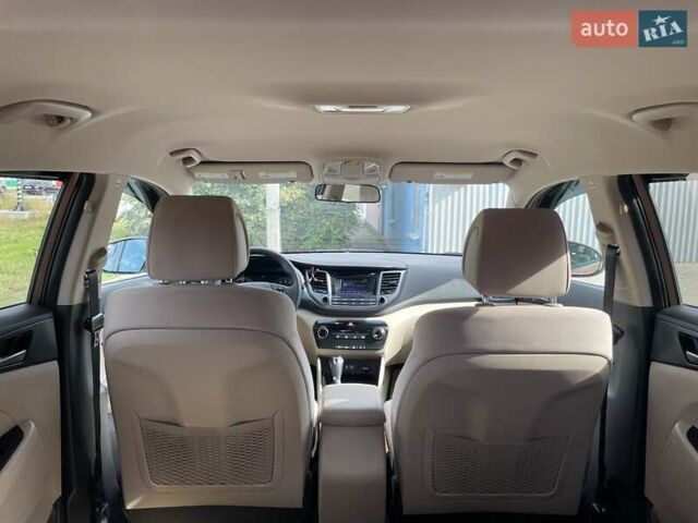 Коричневый Хендай Туксон, объемом двигателя 2 л и пробегом 115 тыс. км за 14200 $, фото 37 на Automoto.ua