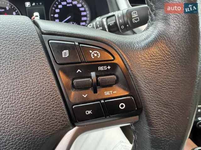 Коричневый Хендай Туксон, объемом двигателя 2 л и пробегом 115 тыс. км за 20990 $, фото 21 на Automoto.ua