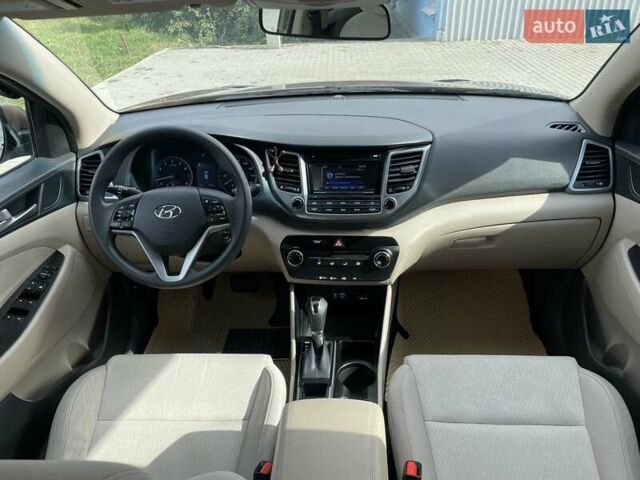 Коричневый Хендай Туксон, объемом двигателя 2 л и пробегом 115 тыс. км за 14200 $, фото 22 на Automoto.ua