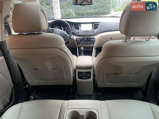 Коричневий Хендай Туксон, об'ємом двигуна 2 л та пробігом 108 тис. км за 18700 $, фото 45 на Automoto.ua