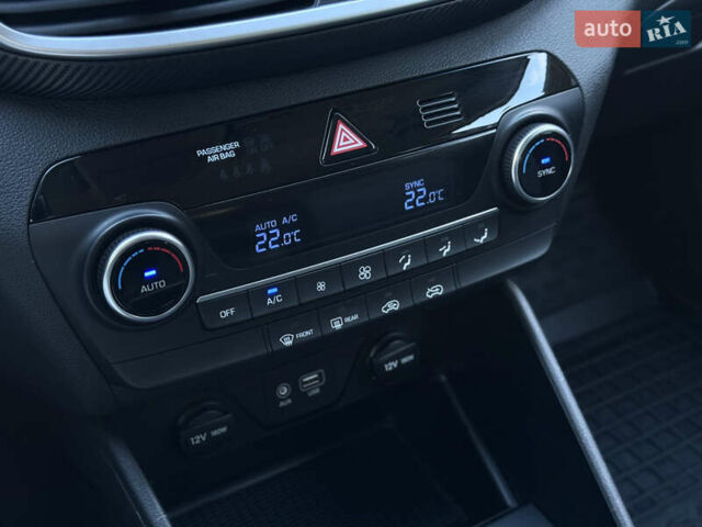 Коричневий Хендай Туксон, об'ємом двигуна 1.6 л та пробігом 132 тис. км за 22300 $, фото 24 на Automoto.ua