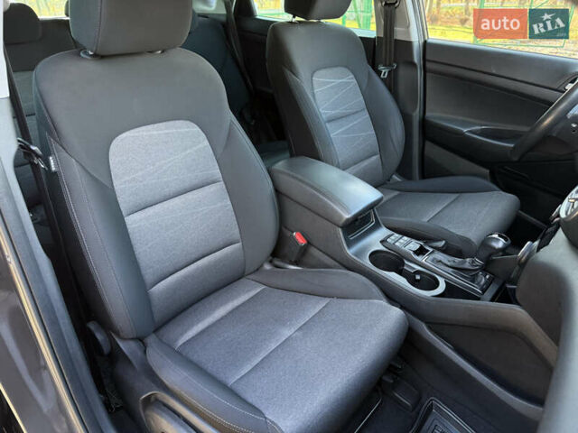 Коричневий Хендай Туксон, об'ємом двигуна 1.6 л та пробігом 132 тис. км за 22300 $, фото 12 на Automoto.ua