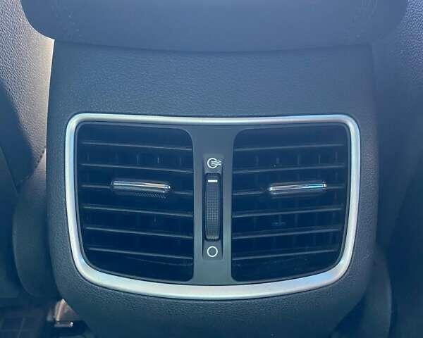 Коричневый Хендай Туксон, объемом двигателя 2 л и пробегом 93 тыс. км за 27750 $, фото 19 на Automoto.ua