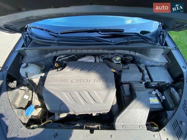 Коричневый Хендай Туксон, объемом двигателя 2 л и пробегом 93 тыс. км за 27750 $, фото 25 на Automoto.ua