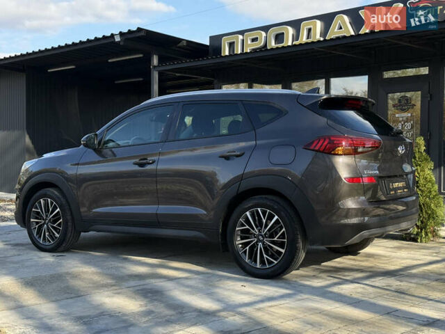 Коричневий Хендай Туксон, об'ємом двигуна 1.6 л та пробігом 132 тис. км за 22300 $, фото 2 на Automoto.ua