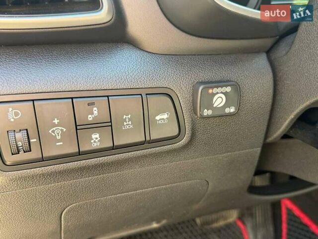 Коричневый Хендай Туксон, объемом двигателя 2 л и пробегом 98 тыс. км за 22000 $, фото 10 на Automoto.ua