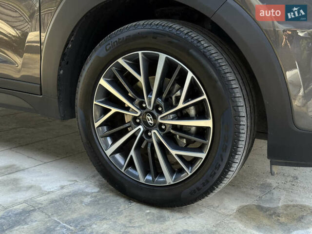 Коричневий Хендай Туксон, об'ємом двигуна 1.6 л та пробігом 132 тис. км за 22300 $, фото 5 на Automoto.ua