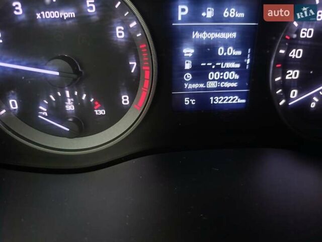 Коричневый Хендай Туксон, объемом двигателя 2 л и пробегом 132 тыс. км за 16500 $, фото 10 на Automoto.ua