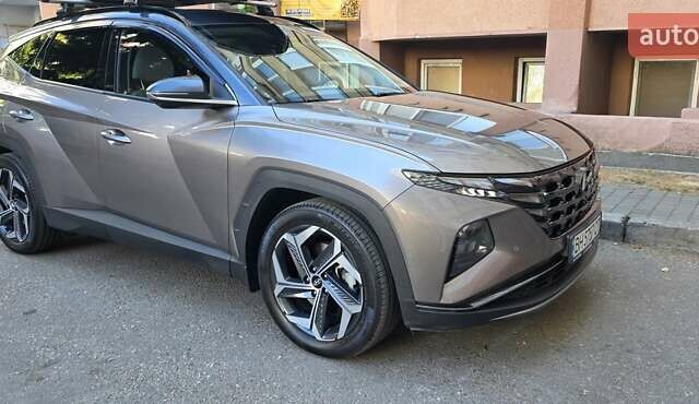 Коричневый Хендай Туксон, объемом двигателя 1.6 л и пробегом 110 тыс. км за 38000 $, фото 2 на Automoto.ua