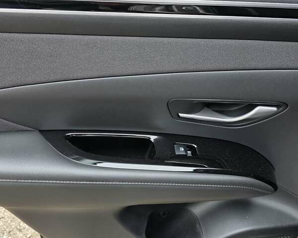 Коричневый Хендай Туксон, объемом двигателя 1.6 л и пробегом 112 тыс. км за 25500 $, фото 1 на Automoto.ua