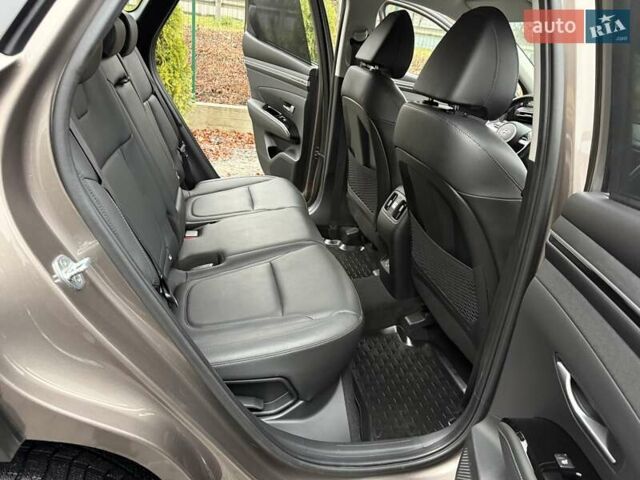 Коричневый Хендай Туксон, объемом двигателя 1.6 л и пробегом 22 тыс. км за 29900 $, фото 44 на Automoto.ua