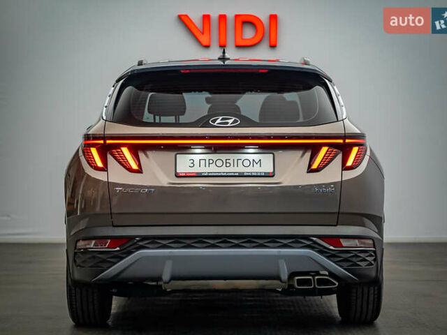 Коричневый Хендай Туксон, объемом двигателя 1.6 л и пробегом 55 тыс. км за 32877 $, фото 4 на Automoto.ua