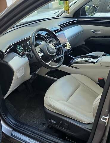 Коричневый Хендай Туксон, объемом двигателя 1.6 л и пробегом 110 тыс. км за 38000 $, фото 11 на Automoto.ua