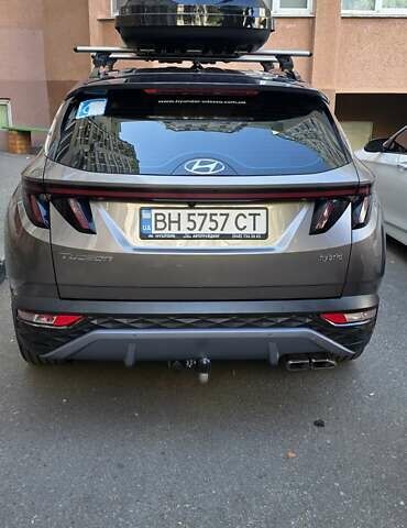 Коричневый Хендай Туксон, объемом двигателя 1.6 л и пробегом 110 тыс. км за 38000 $, фото 5 на Automoto.ua