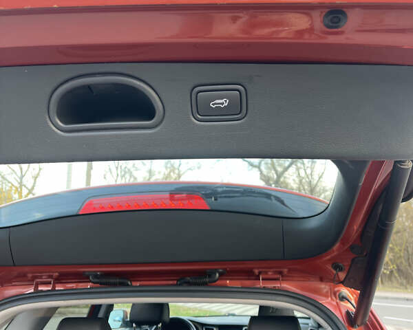 Красный Хендай Туксон, объемом двигателя 1.59 л и пробегом 123 тыс. км за 14600 $, фото 5 на Automoto.ua