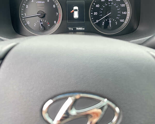 Красный Хендай Туксон, объемом двигателя 1.59 л и пробегом 123 тыс. км за 14600 $, фото 11 на Automoto.ua