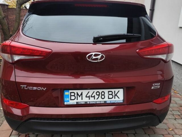 Червоний Хендай Туксон, об'ємом двигуна 2 л та пробігом 110 тис. км за 19800 $, фото 2 на Automoto.ua