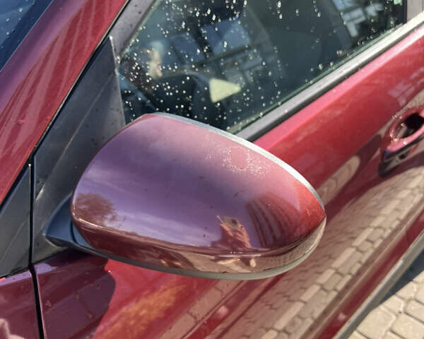 Красный Хендай Туксон, объемом двигателя 2 л и пробегом 133 тыс. км за 14500 $, фото 13 на Automoto.ua