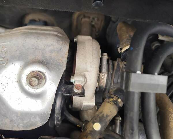 Красный Хендай Туксон, объемом двигателя 2.02 л и пробегом 110 тыс. км за 19800 $, фото 75 на Automoto.ua