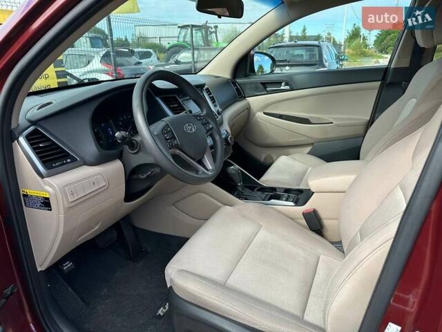 Хендай Туксон 2016 у Львові на Automoto.ua Червоний Хендай Туксон, об'ємом двигуна 1.59 л та пробігом 145 тис. км за 13499 $, фото 7 на Automoto.ua