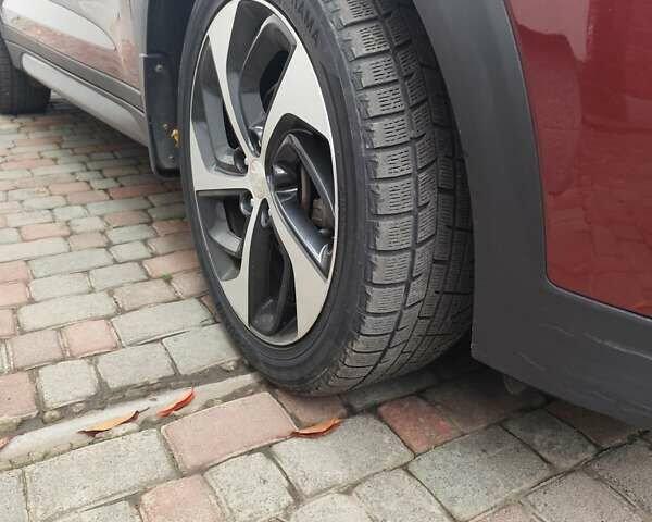 Красный Хендай Туксон, объемом двигателя 2.02 л и пробегом 110 тыс. км за 19800 $, фото 50 на Automoto.ua