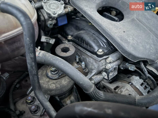 Красный Хендай Туксон, объемом двигателя 2 л и пробегом 110 тыс. км за 17000 $, фото 12 на Automoto.ua