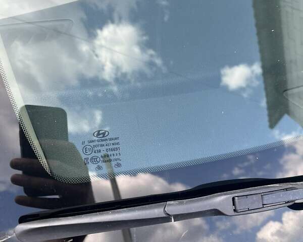 Червоний Хендай Туксон, об'ємом двигуна 2 л та пробігом 101 тис. км за 15700 $, фото 1 на Automoto.ua