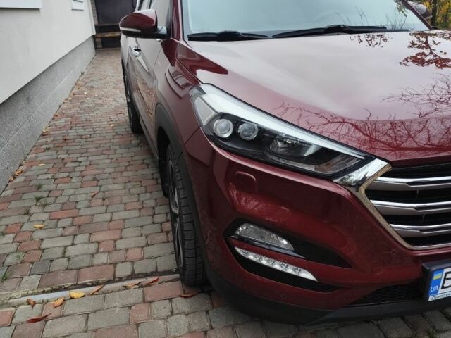 Червоний Хендай Туксон, об'ємом двигуна 2 л та пробігом 110 тис. км за 19800 $, фото 14 на Automoto.ua