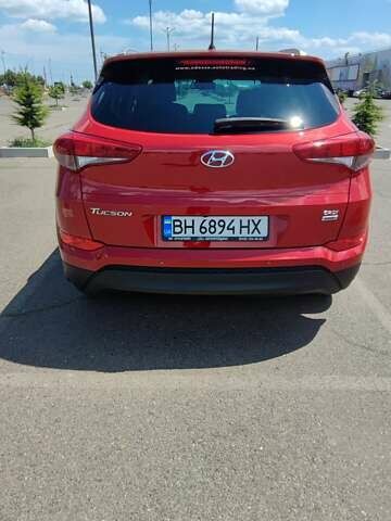 Червоний Хендай Туксон, об'ємом двигуна 2 л та пробігом 72 тис. км за 21500 $, фото 4 на Automoto.ua
