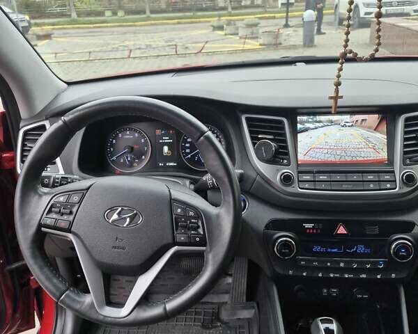 Червоний Хендай Туксон, об'ємом двигуна 2 л та пробігом 39 тис. км за 19550 $, фото 8 на Automoto.ua