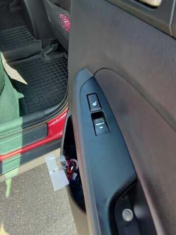 Червоний Хендай Туксон, об'ємом двигуна 2 л та пробігом 72 тис. км за 21500 $, фото 13 на Automoto.ua