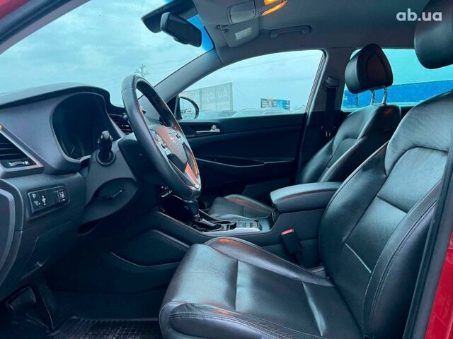 Червоний Хендай Туксон, об'ємом двигуна 2 л та пробігом 136 тис. км за 18690 $, фото 18 на Automoto.ua