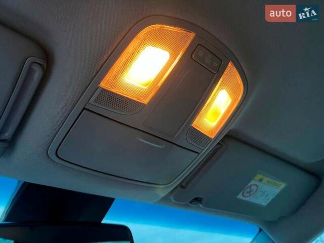 Червоний Хендай Туксон, об'ємом двигуна 2 л та пробігом 136 тис. км за 18690 $, фото 33 на Automoto.ua