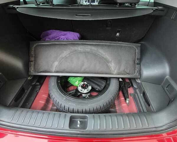 Червоний Хендай Туксон, об'ємом двигуна 2 л та пробігом 39 тис. км за 19550 $, фото 12 на Automoto.ua