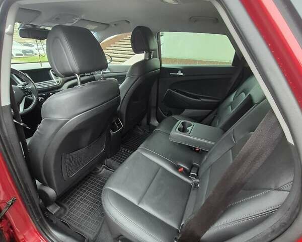 Червоний Хендай Туксон, об'ємом двигуна 2 л та пробігом 39 тис. км за 19550 $, фото 11 на Automoto.ua