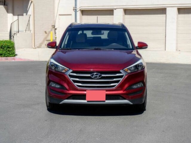 Червоний Хендай Туксон, об'ємом двигуна 1.6 л та пробігом 54 тис. км за 10300 $, фото 1 на Automoto.ua