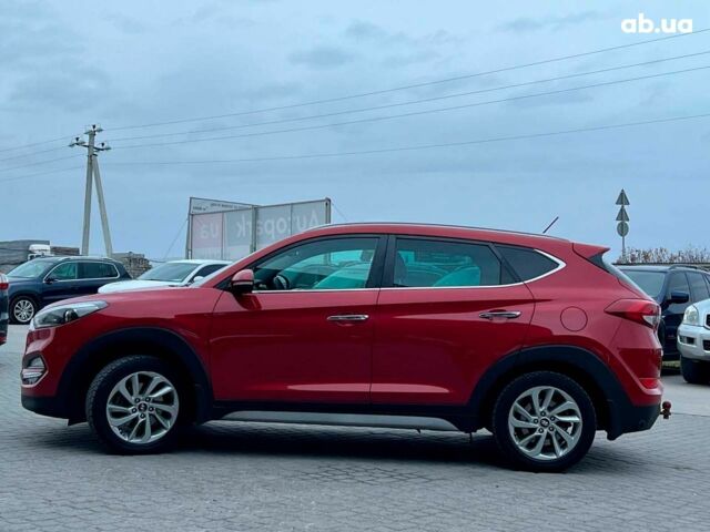 Червоний Хендай Туксон, об'ємом двигуна 2 л та пробігом 136 тис. км за 18690 $, фото 4 на Automoto.ua