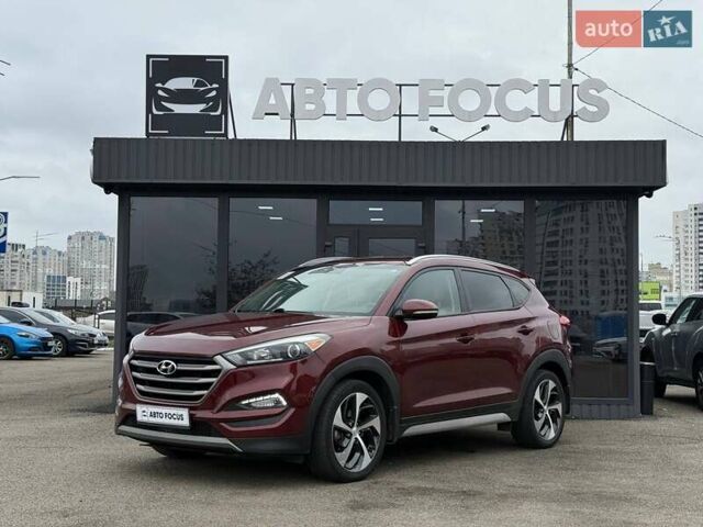 Червоний Хендай Туксон, об'ємом двигуна 1.59 л та пробігом 117 тис. км за 15890 $, фото 3 на Automoto.ua