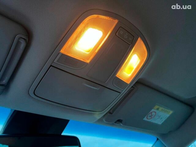 Червоний Хендай Туксон, об'ємом двигуна 2 л та пробігом 136 тис. км за 18690 $, фото 32 на Automoto.ua