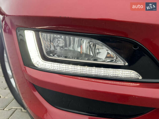Красный Хендай Туксон, объемом двигателя 2 л и пробегом 91 тыс. км за 18800 $, фото 20 на Automoto.ua