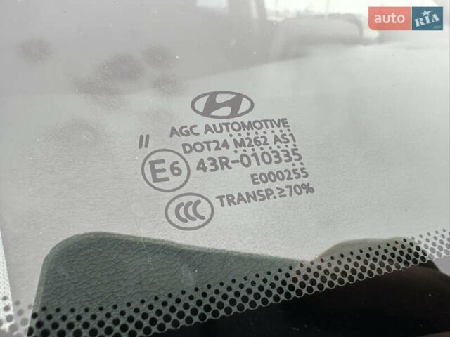 Красный Хендай Туксон, объемом двигателя 2 л и пробегом 91 тыс. км за 18800 $, фото 21 на Automoto.ua