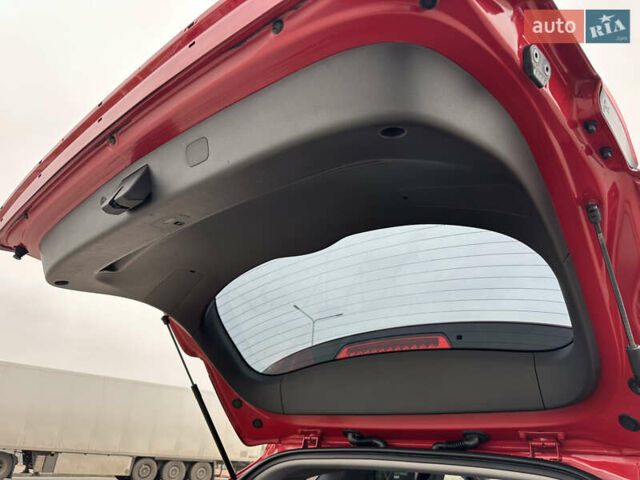 Красный Хендай Туксон, объемом двигателя 2 л и пробегом 91 тыс. км за 18800 $, фото 29 на Automoto.ua