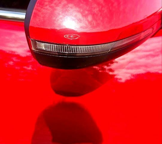 Красный Хендай Туксон, объемом двигателя 2 л и пробегом 90 тыс. км за 22000 $, фото 6 на Automoto.ua