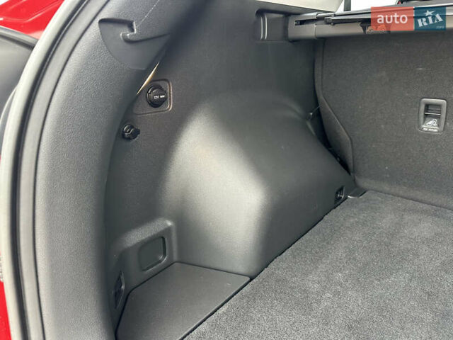 Красный Хендай Туксон, объемом двигателя 2 л и пробегом 91 тыс. км за 18800 $, фото 27 на Automoto.ua