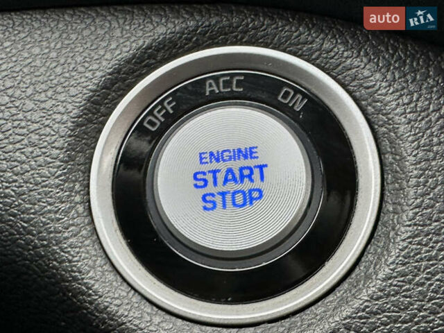 Красный Хендай Туксон, объемом двигателя 2 л и пробегом 91 тыс. км за 18800 $, фото 45 на Automoto.ua