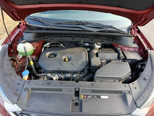 Червоний Хендай Туксон, об'ємом двигуна 2 л та пробігом 74 тис. км за 9600 $, фото 10 на Automoto.ua